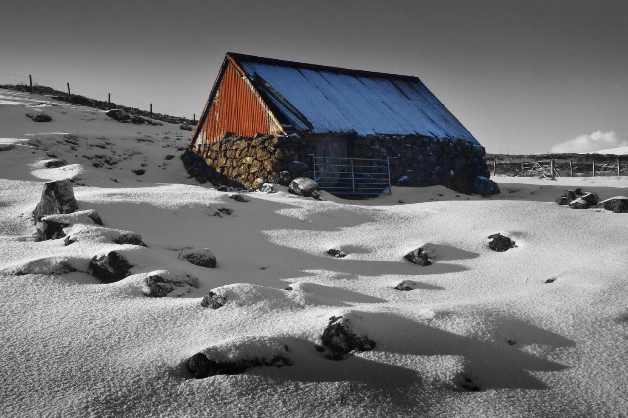 Bed and Breakfast Skye Photo Centre Camastianavaig Esterno foto
