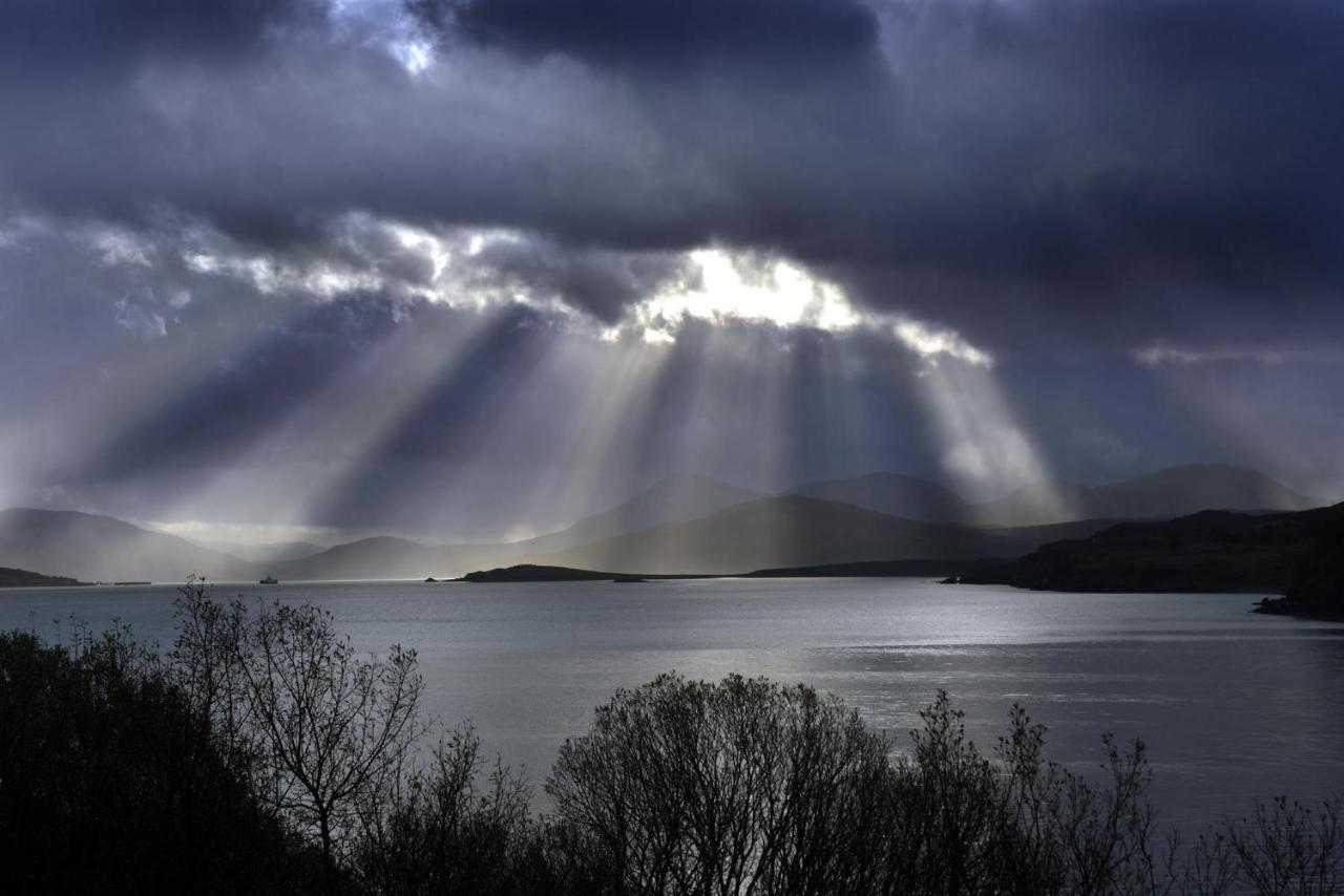 Bed and Breakfast Skye Photo Centre Camastianavaig Esterno foto